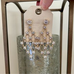 Anthropologie Crystal Chain Link Earrings ✨